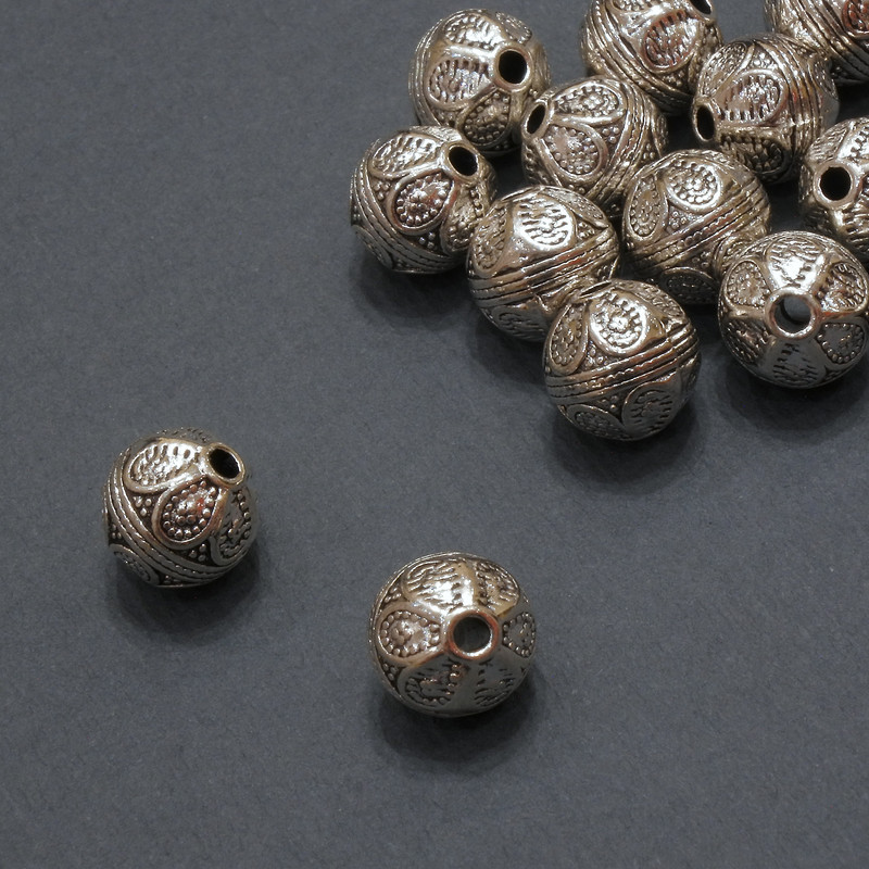 Šperkařské komponenty – korálková vložka vnitřní, průměr 1,5 mm ±, průměr 8 mm ±, balení 20 g, 14 ks (+/-)