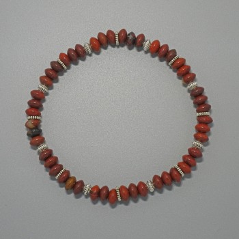 Náramek z červeného jaspisu, hladké rondely, přírodní kámen, průměr 6,5 × 3,5 mm, délka 18 cm (elastický) s kovovými vsadkami