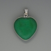 Přívěšek Srdce z chrysoprasu, průměr 26 × 26 mm, délka 36 mm ±, v stříbrné ohradě
