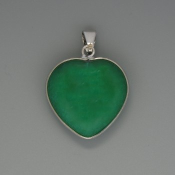 Přívěšek Srdce z chrysoprasu, průměr 26 × 26 mm, délka 36 mm ±, v stříbrné ohradě