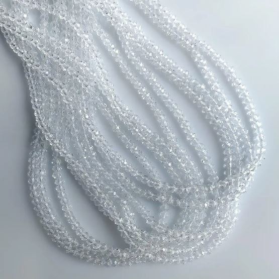 Korálky Český křišťál průhledné bílé 'rondele', průměr 3,5×2,5 mm, délka 40 cm