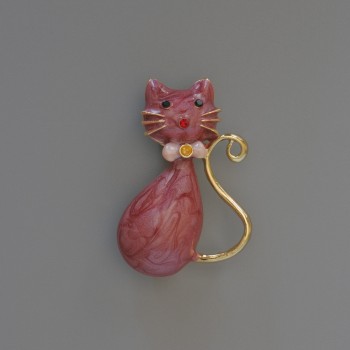 Brož-náhrdelník Koťátko, malinová perleťová email se štrasami, zlatistý kov 25×39 mm