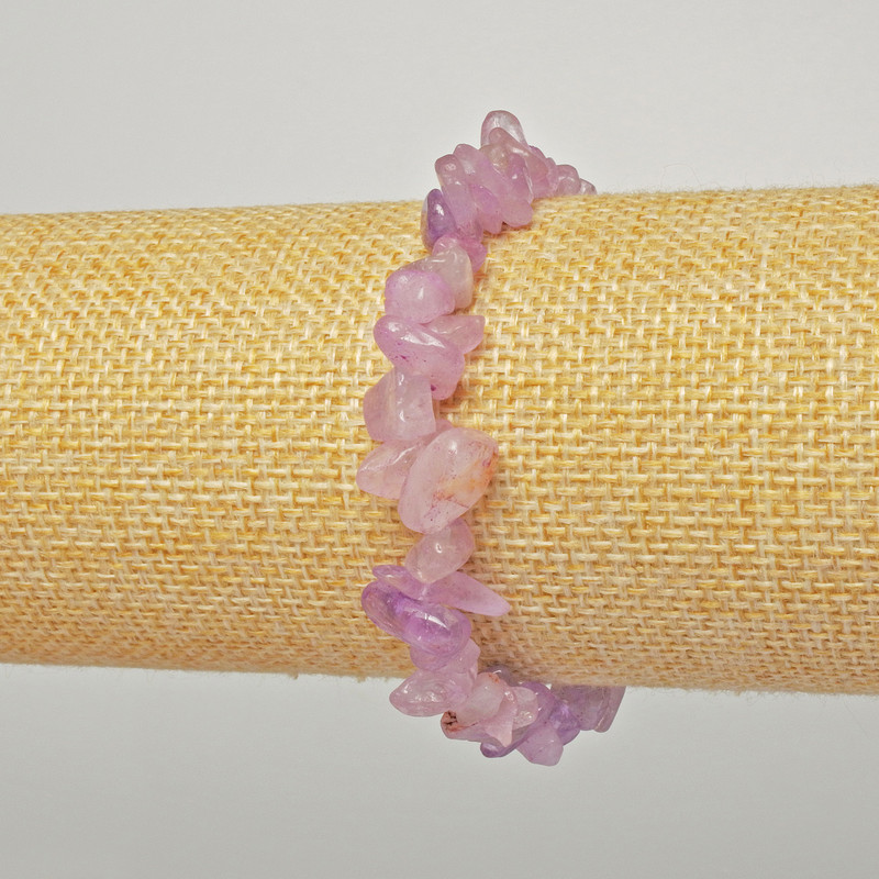 Náramek tónovaný fialový křemen, drobná zrníčka, průměr 6×4 mm, délka 18 cm (elastický)