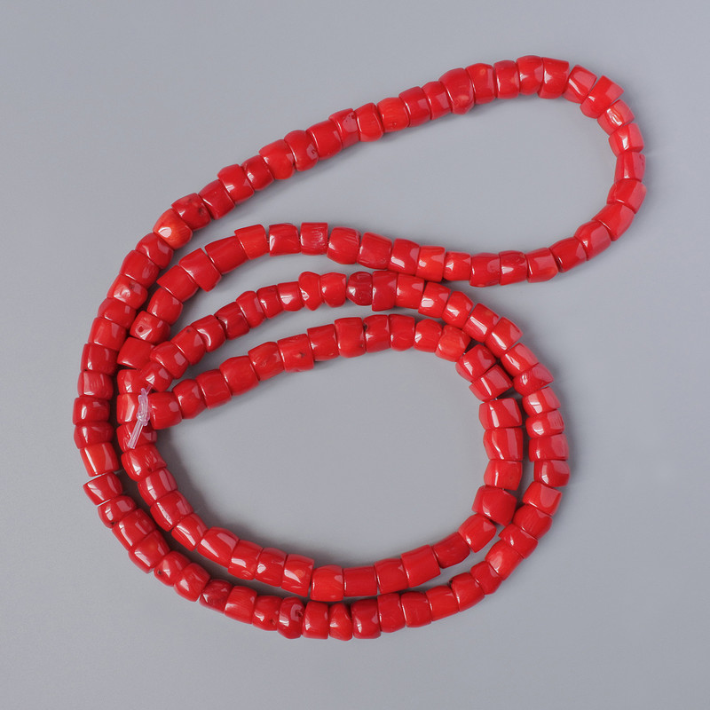 Korálové korálky z přírodního korálu, facetované, průměr 12×8 mm, délka cca 110 cm, navlečené na vlascové šňůře
