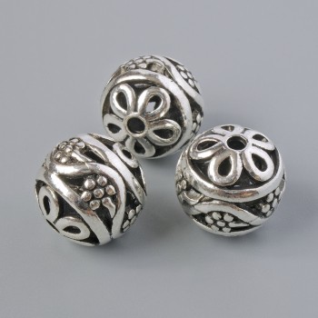 Kovové komponenty – korálka-vložka, průměr 14 mm, otvor 2,2 mm, stříbrný odstín kovu, 3 ks