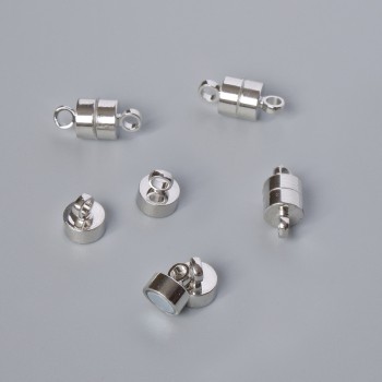Magnetické zapínání, průměr 12×6 mm, stříbrná barva kovu, 1 ks