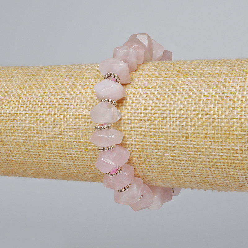 Náramek z růžového křemene, přírodní kámen – broušené rondely, průměr 10×7 mm, délka 18 cm (elastický) s kovovými vložkami