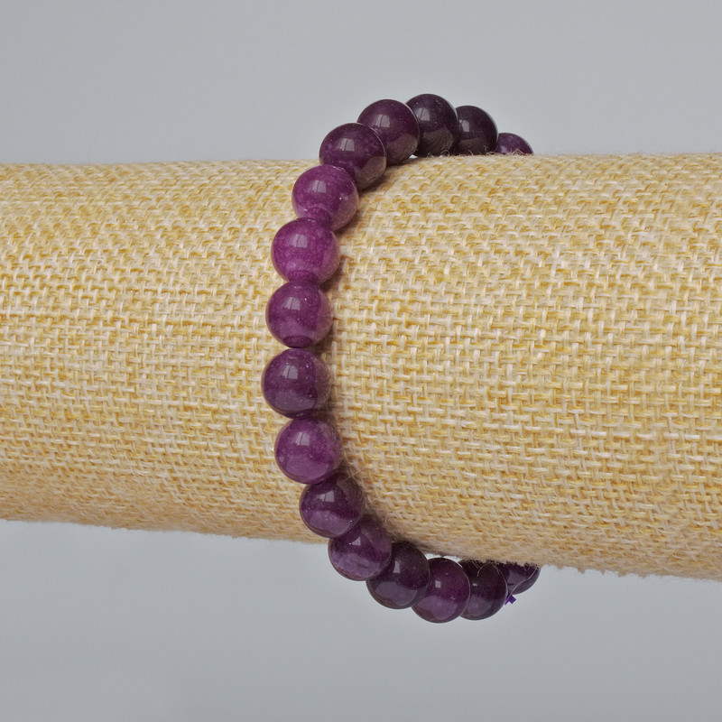 Náramek ze sugilititu – hladká kulička, průměr 8,5 mm, délka 18 cm (elastický)