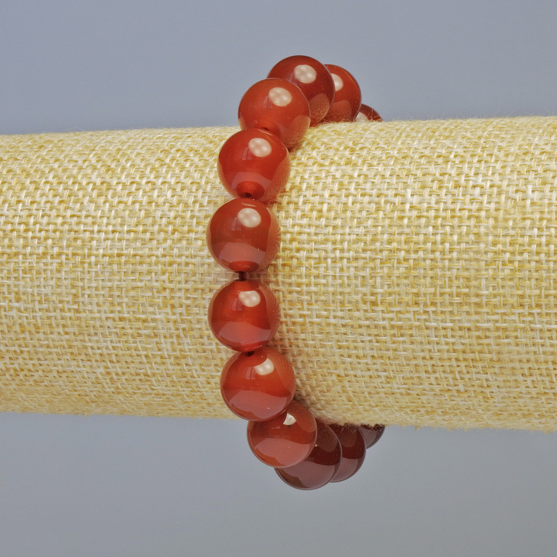 Náramek z přírodního karneolu, hladké korálky, průměr 12 mm ±, délka 18 cm (+ elastická šňůrka)