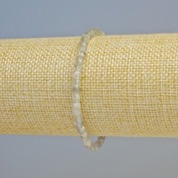 Náramek z labradoritu, přírodní kámen, broušené kubické korálky, průměr 4 mm ± (elastická šňůrka), délka 18 cm+