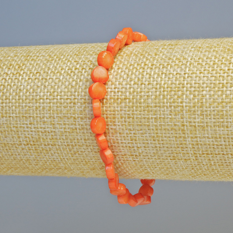 Náramek z oranžového korálu – mince, rozměr 6×3 mm, délka 18 cm (elastický)