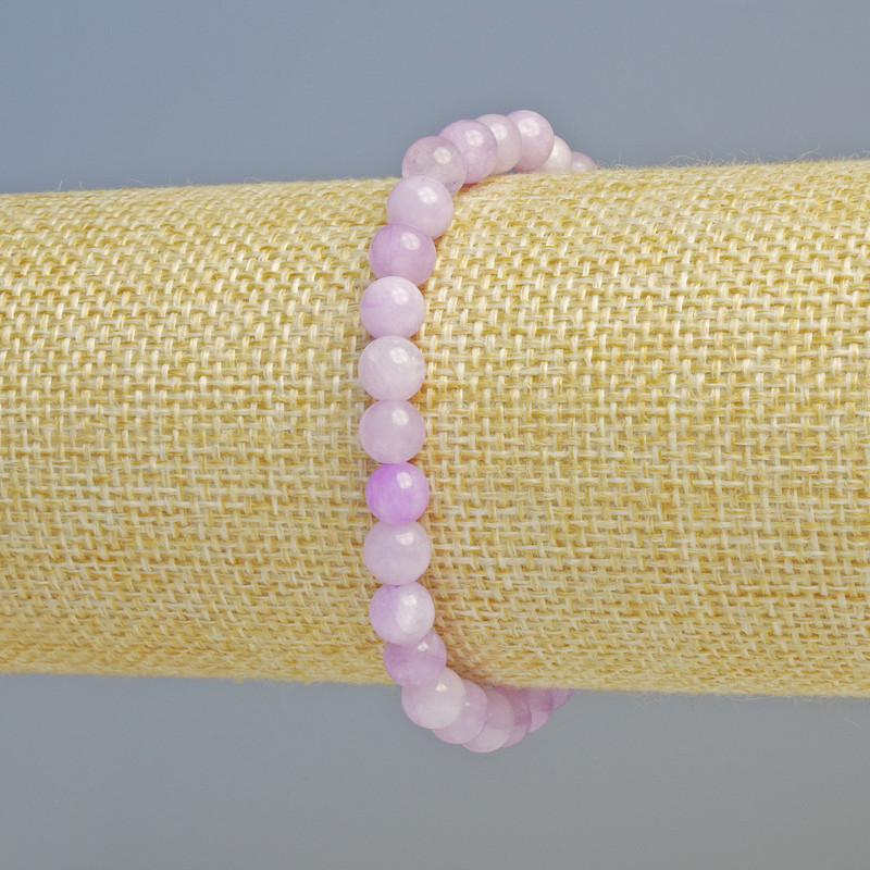 Náramek z kunzitu (umělý) hladké korálky, průměr 6 mm, elastický, délka 18 cm+