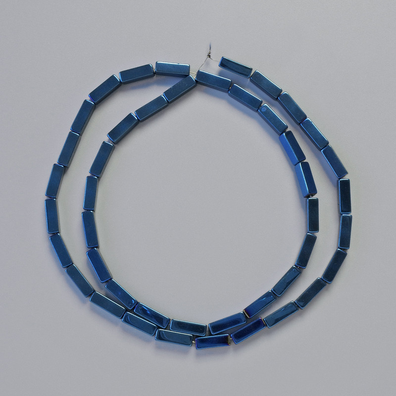 Korálky hematit obdélníkové 9×3 mm, modré barvy