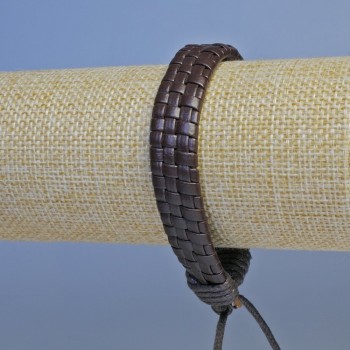 Pánský náramek z hnědé eko kůže na stažení, obvod 18–24 cm