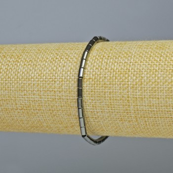 Náramek z hematitu – cylindrický tvar, černá barva, průměr 5×3 mm, délka 18 cm, elastický