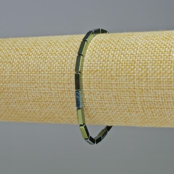 Náramek z hematitu – obdélníkové korálky, odstín zeleného chameleóna, rozměry 9 × 3 mm, délka 18 cm, elastický