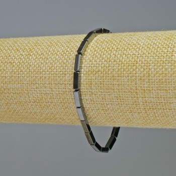 Náramek z hematitu, obdélníkové prvky, černá, rozměr 9×3 mm, délka 18 cm, strečová šňůra