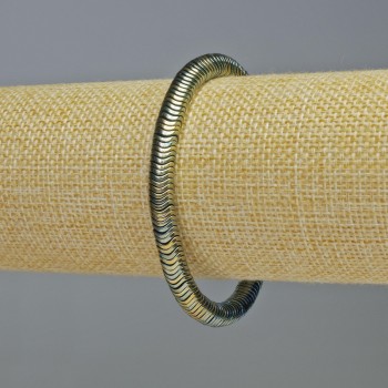 Náramek z hematitu – rondely s vlnitým tvarem, barva černé zlato se chameleoním odleskem, průměr 6×1 mm ±, délka 18 cm ±, elastický