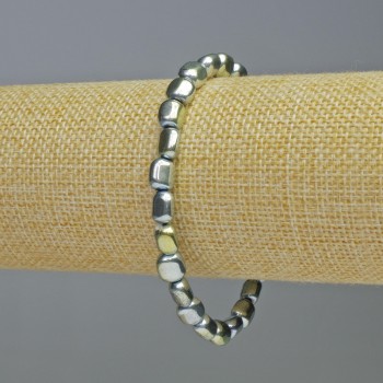 Náramek z hematitu – oválné korálky, barva modrý chameleon, průměr 7×7 mm ±, délka 18 cm ±, elastický