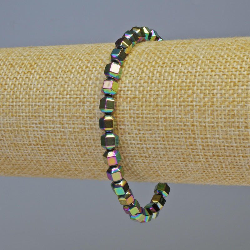 Náramek z hematitu – šestiúhelníky, vícebarevný, průměr 5×6 mm, délka 18 cm, elastický