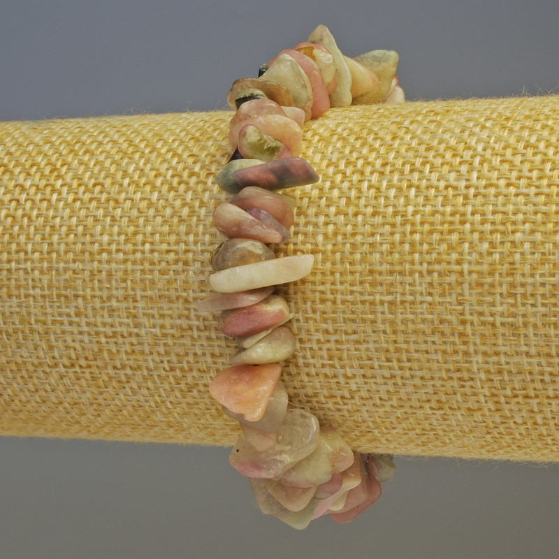 Náramek z turmalínu – drobné zrníčka, průměr 10–14×2 mm, délka 18 cm, elastický