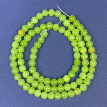 Korálky z onyxu – hladké kuličky, průměr 4–5 mm, délka cca 40 cm, na niti