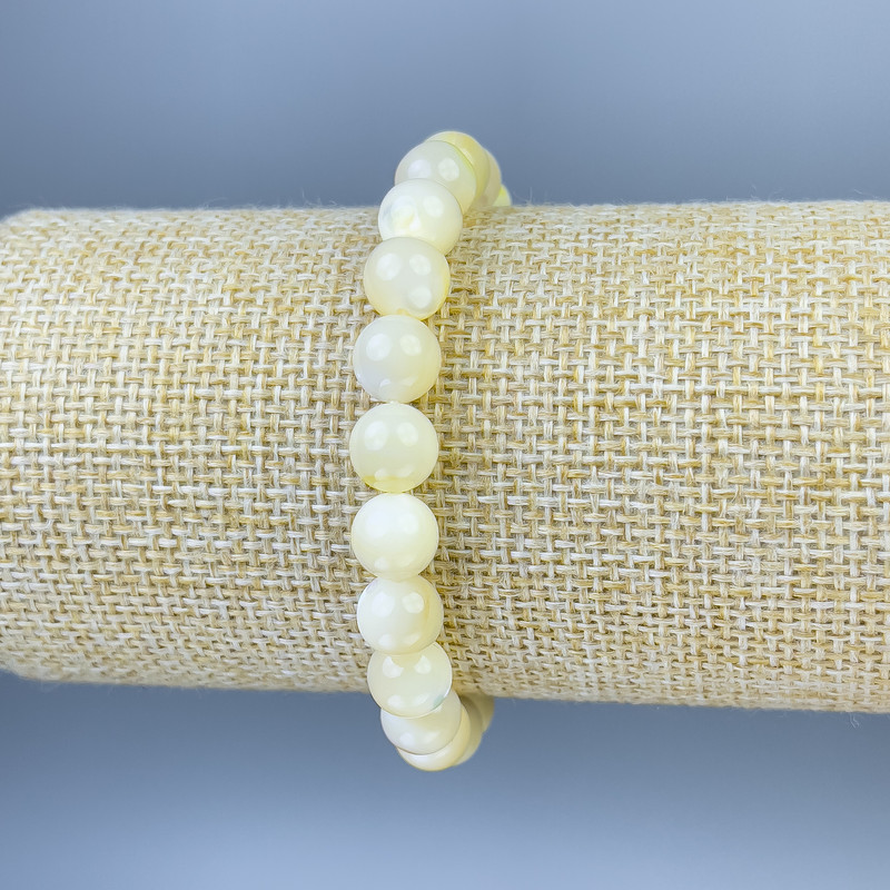 Náramek z perleti, hladké kuličky, průměr 8 cm, délka 18 cm, elastický