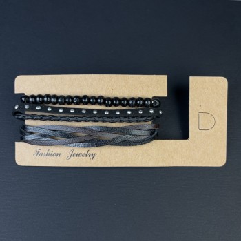 Trojitý náramek z ekokůže na stažení, délka 18–24 cm, korálky 6 mm