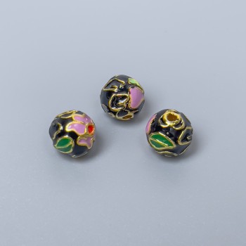 Korálka Cloisonné černá s fialovo-zeleným smaltem, průměr 8 mm, otvor 1,5 mm, zlatá barva kovu, 1 ks