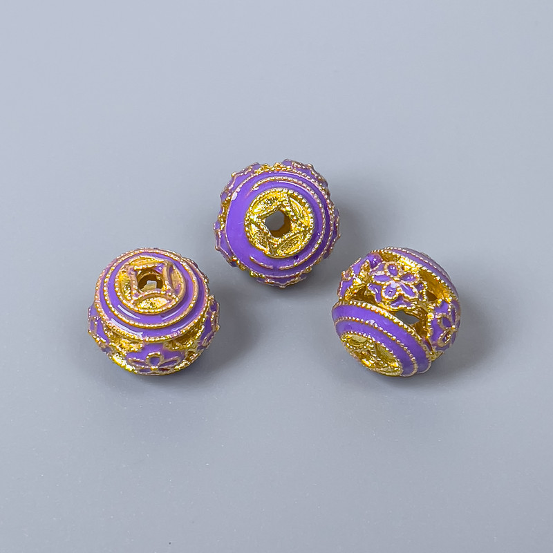 Korálka Cloisonné fialová smalt, průměr 10 mm ± díra 1,8 mm, zlatý odstín kovu, 1 ks