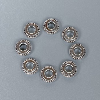 Kovové komponenty pro šperky — korálka-vložka, barva kovu: stříbrná, průměr 7×3 mm ± otvor, průměr 3 mm ± balení 20 g (~45 ks)