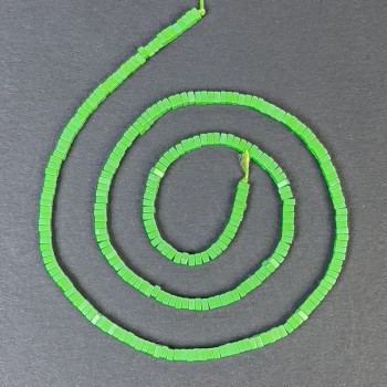 Korálky z variscitu čtvercový rondel 2,5×1 mm na niti, délka 39 cm+