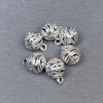 Přívěšek – barva kovu stříbrná, průměr 8×11 mm ± balení 6 ks