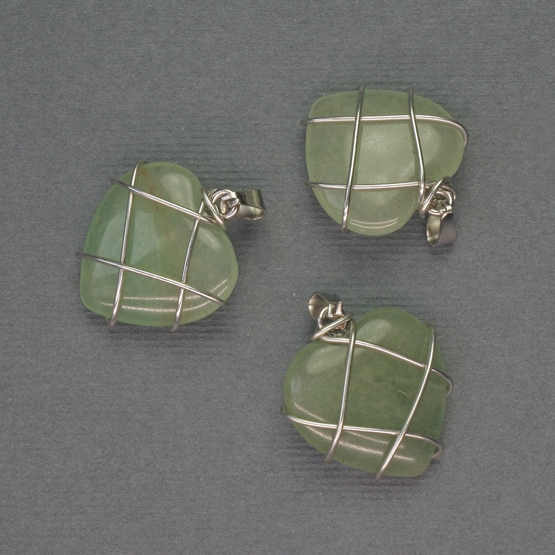 Přívěsek Srdce z nefritu ve stříbrném opletení, průměr 21×21 mm, délka 27 mm ±