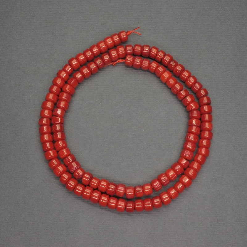 Rondelové korálky z přírodního červeného korálu, rozměry 5×3,5 mm, délka cca 39 cm