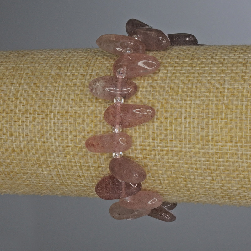 Náramek z jahodového křemene, galetové korálky, průměr 12–16 × 8–12 mm, ± s rokajlem, délka 18 cm, elastický