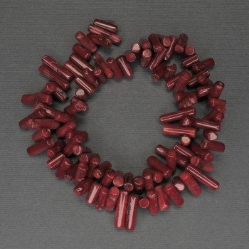 Korálové sloupcové korálky, průměr 9–15×4 mm, délka 40 cm, na niti