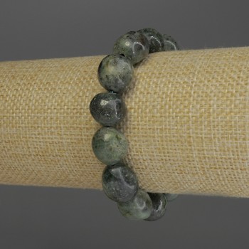 Náramek ze serafinitu, brusované korálky, průměr 12–14×11 mm, délka 18 cm, na pružné šňůře