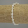 Náramek z perleti kapkovitého tvaru, průměr 8×5 mm, délka 18 cm, elastický