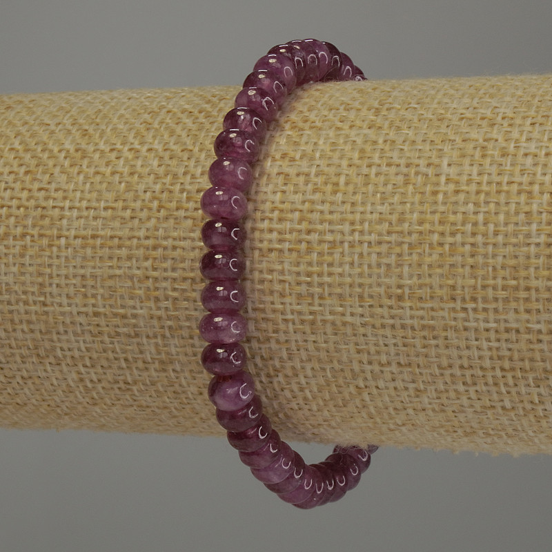 Náramek z turmalínu rondelů, průměr 6×4 mm, délka 18 cm, elastický