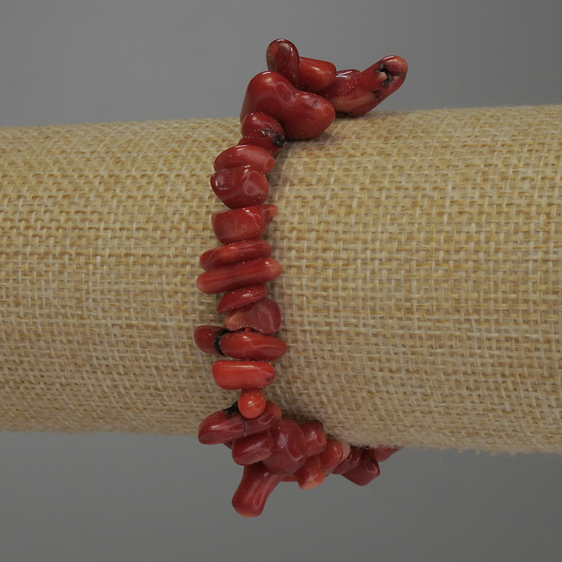 Náramek z korálových částeček, průměr 6–20×3–5 mm, délka 18 cm, elastický