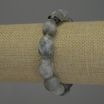 Náramek z labradoritu, broušené korálky, průměr 15–17×12 mm, délka 18 cm, elastický