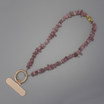 Přívěšek na telefon s řetízkem z jahodového křemene – drobky 7–15×2–4 mm, kroužek průměr 24 mm, délka cca 24 cm