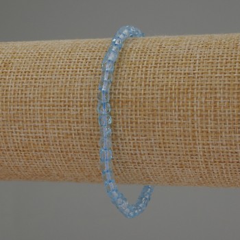 Náramek z přírodního topazu, broušené kubické korálky o průměru 4×4 mm, délka 18 cm, elastický