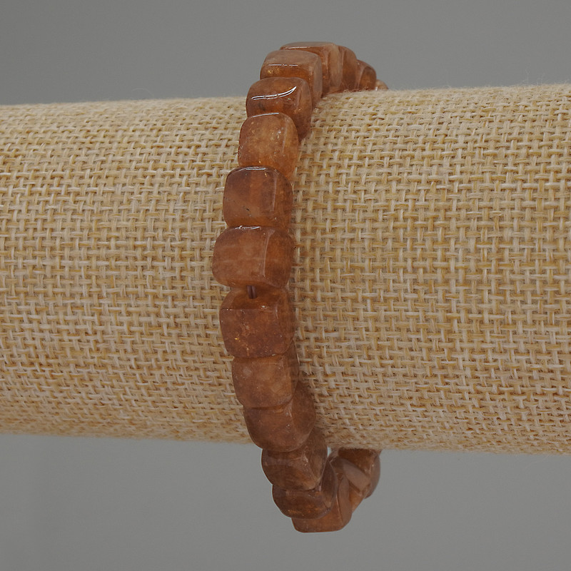 Náramek z citrínu ve tvaru kostek, průměr 7 mm, délka 18 cm, elastický