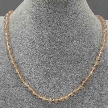 Náhrdelník z umělého selenitu, brusované rondely 6×4 mm, délka 50 cm