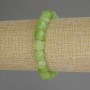 Náramek z chryzolitového olivínu – broušené kubické korálky, průměr 8×8 mm, délka 18 cm (gumičkový)