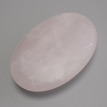 Suvenýr z přírodního kamene Růžový křemen ovál 60×40×20 mm+