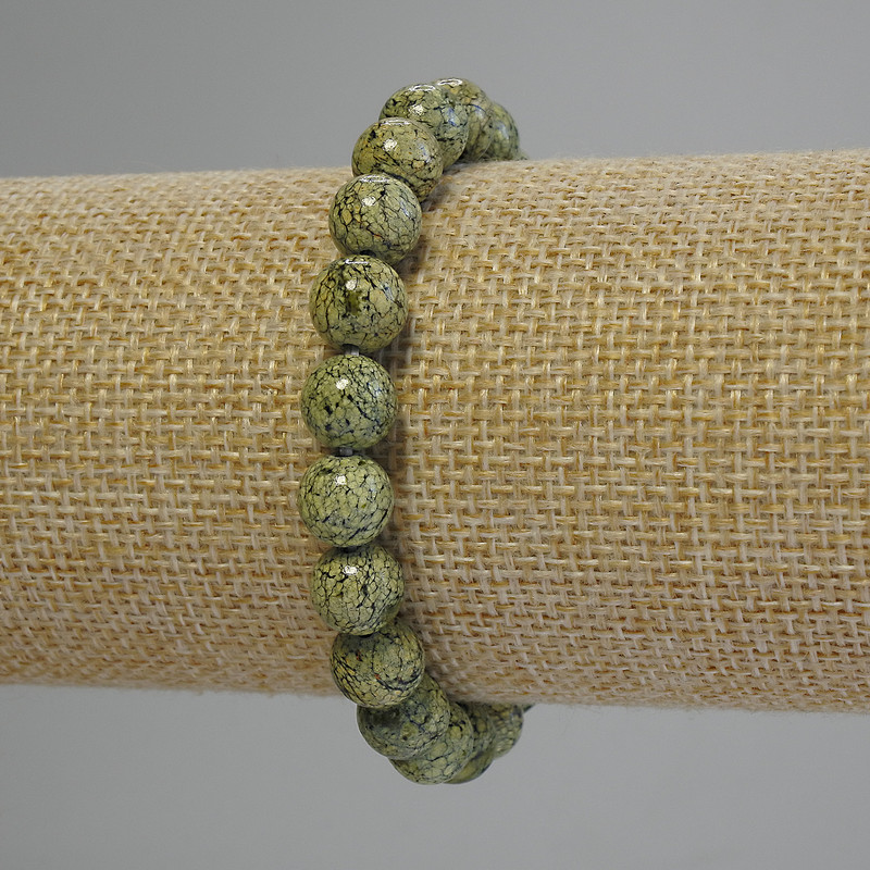 Náramek ze serpentinitu s hladkými kuličkami o průměru 8 mm, délka 18 cm (elastický)
