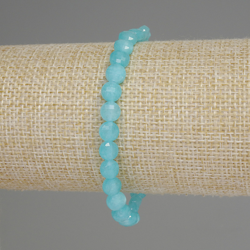 Náramek z akvamarínu, broušené mince, průměr 6 mm, délka 18 cm, elastický